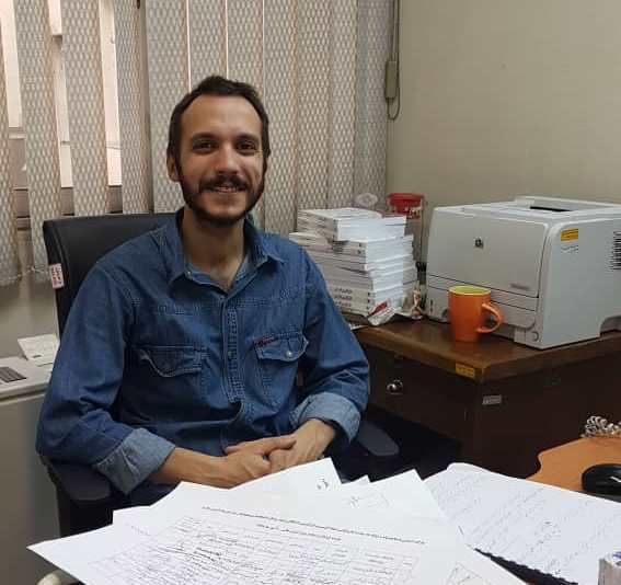آقای محمد حسین یوسف زاده